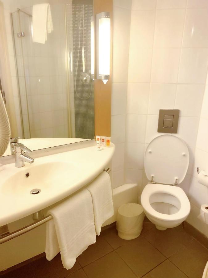 Hotel Ibis Lagos Ikeja Extérieur photo