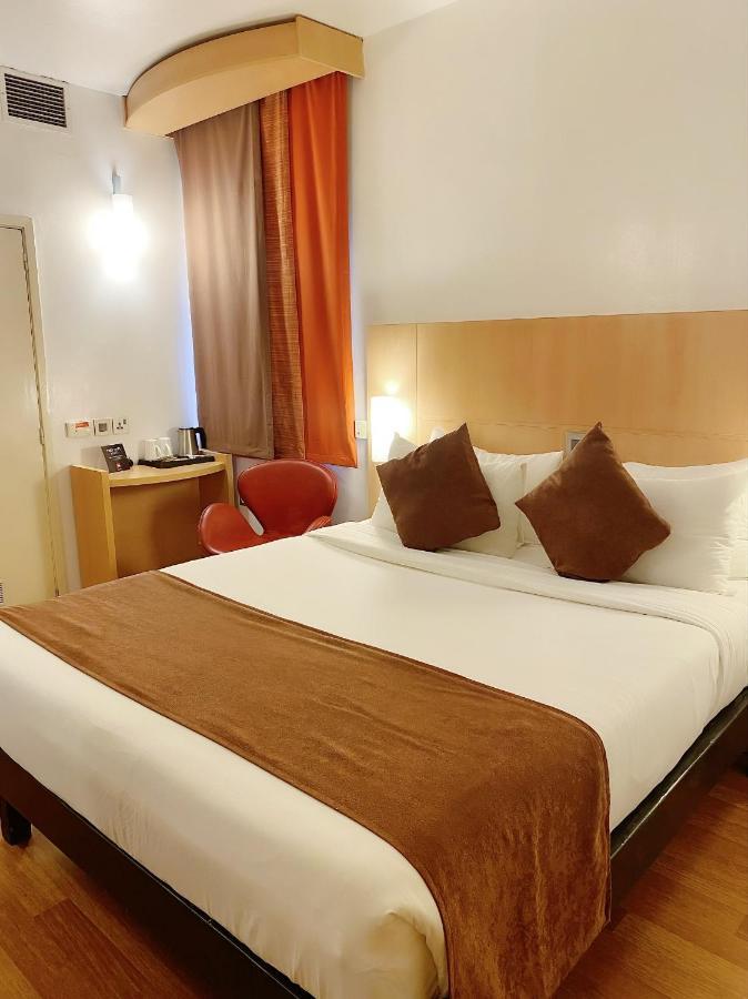 Hotel Ibis Lagos Ikeja Extérieur photo