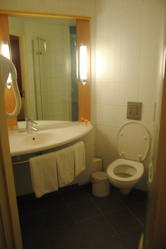 Hotel Ibis Lagos Ikeja Extérieur photo