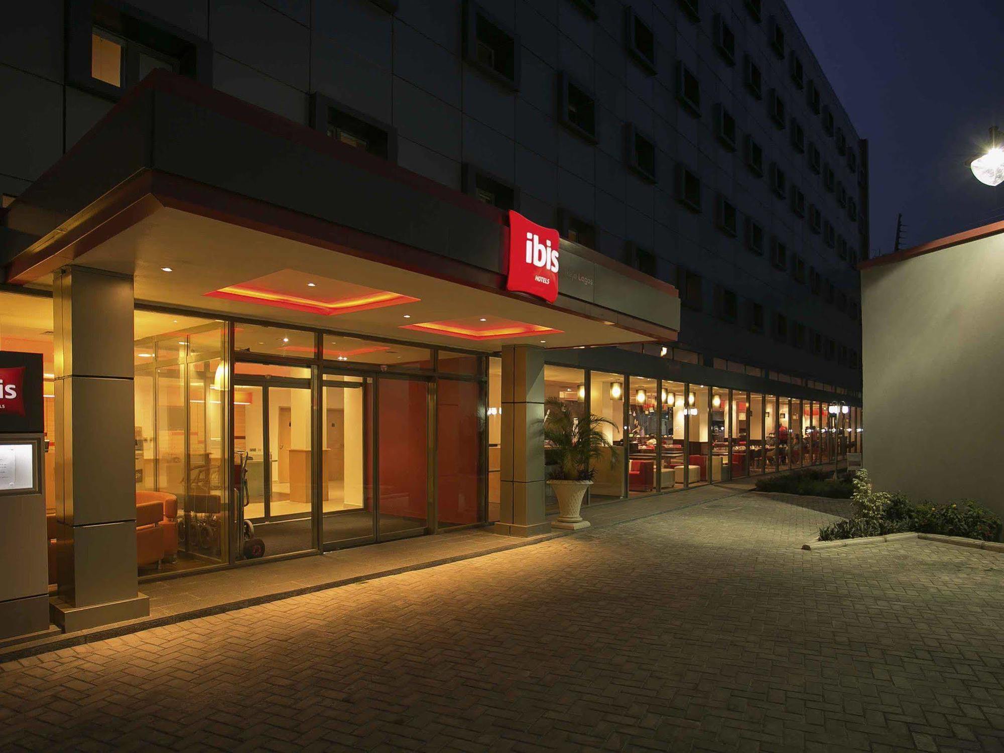 Hotel Ibis Lagos Ikeja Extérieur photo